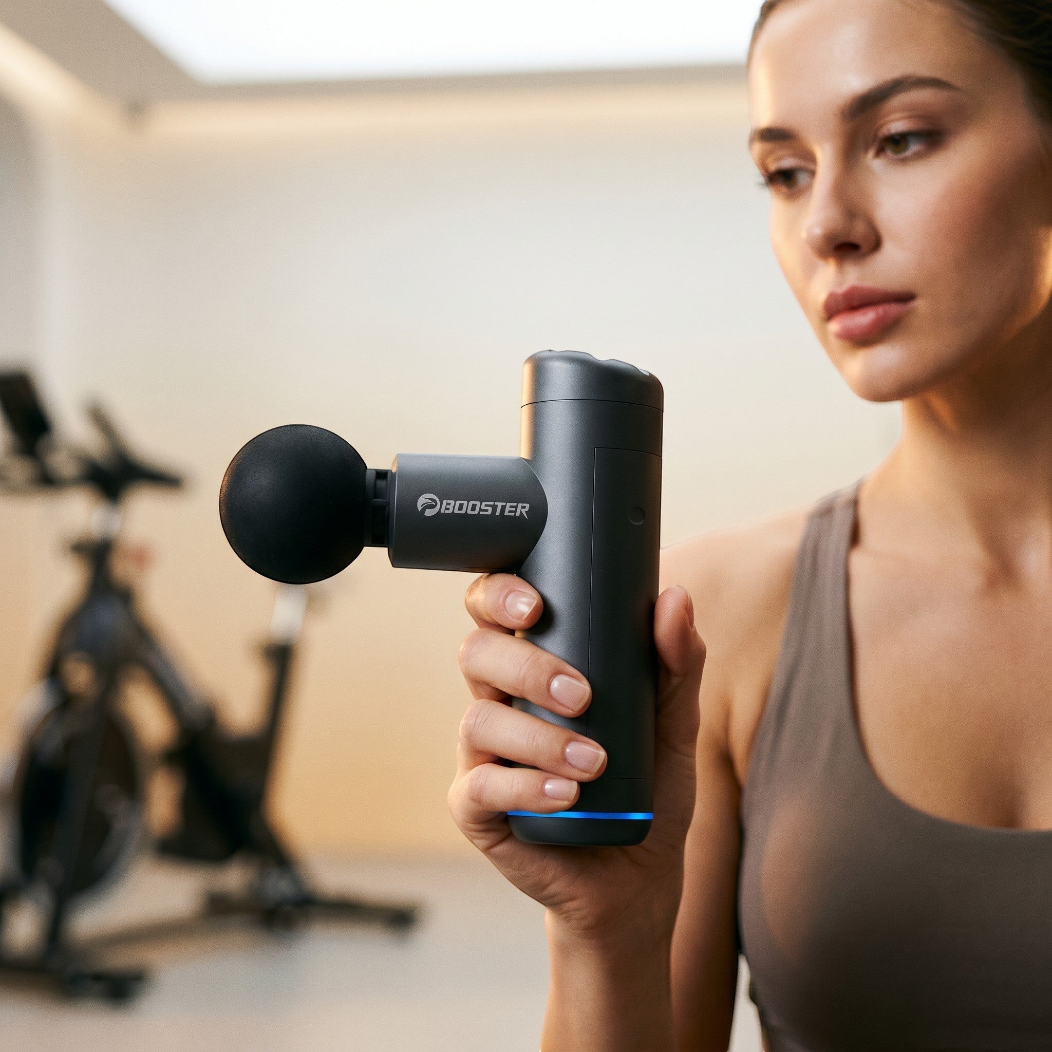 Don’t let muscle pain slow you down. Designed for life on the move, this portable massage gun targets tight muscles with precision, helping improve blood flow and speed up recovery. Perfect for busy lifestyles in the UAE and UK, it fits easily into your bag so relief is always within reach.